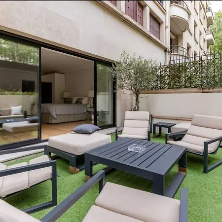Passy Ranelagh Superbe Avec Terrasse *